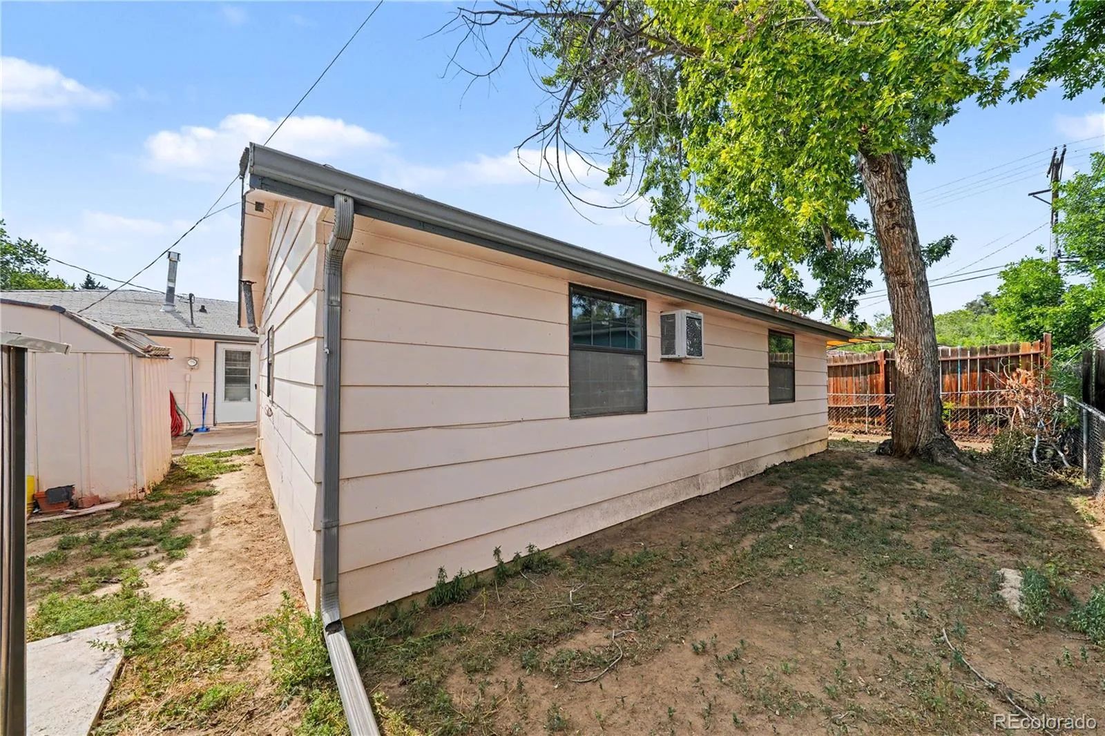 8 Elizabeth Court Longmont CO 80501 | MLS #REC6582830 08142026194021 1600 20