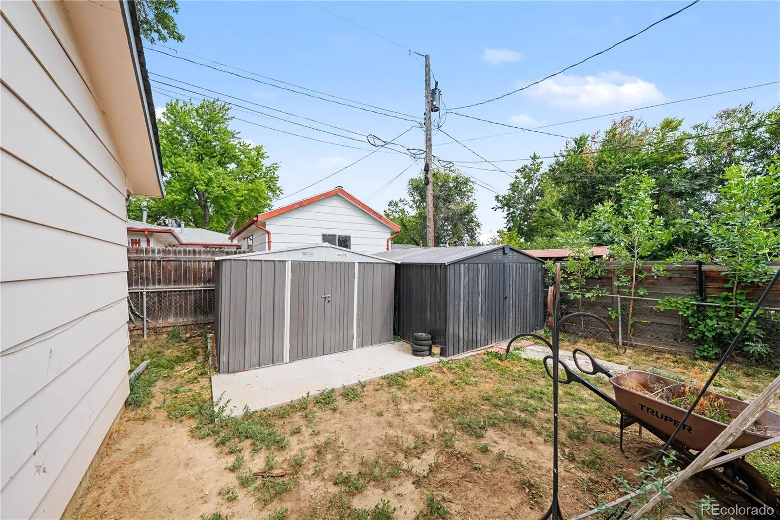 8 Elizabeth Court Longmont CO 80501 | MLS #REC6582830 08142026194021 1600 21