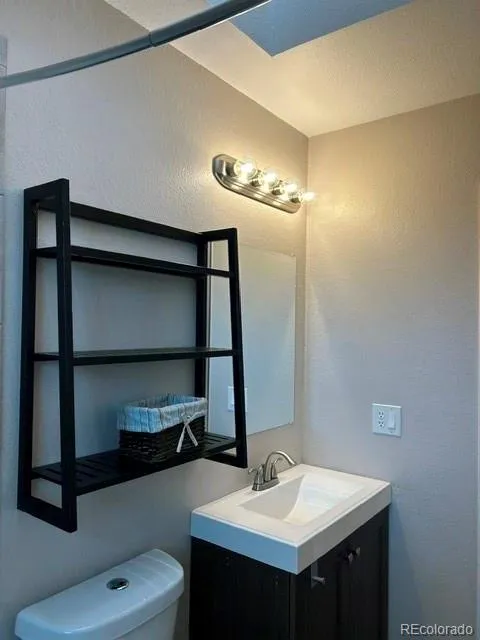 8960 Cody Court Broomfield CO 80021 MLS #REC6583059 05222026020415 480 11