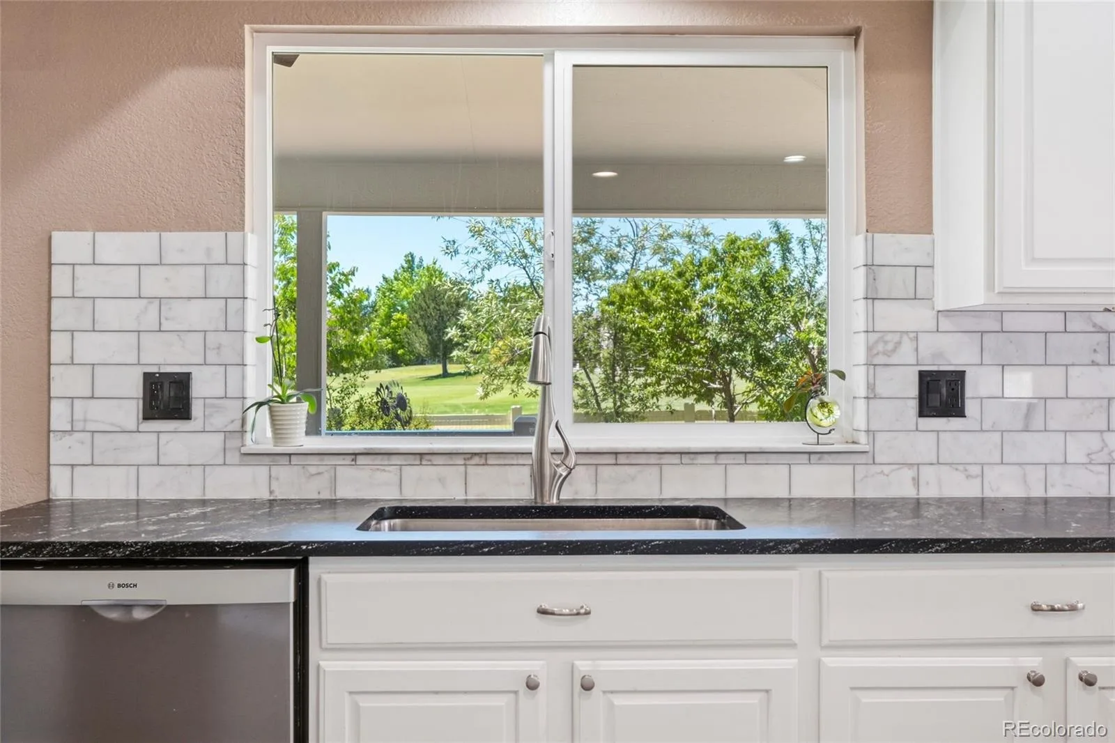 13885 Dogleg Lane Broomfield CO 80023 MLS #REC6583600 06222026185627 1600 14