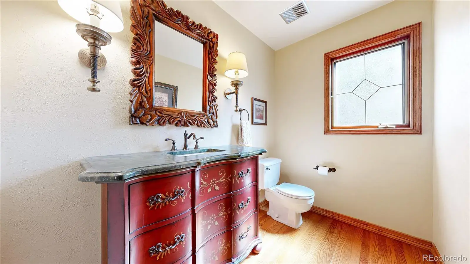 08252025231044 1600 15