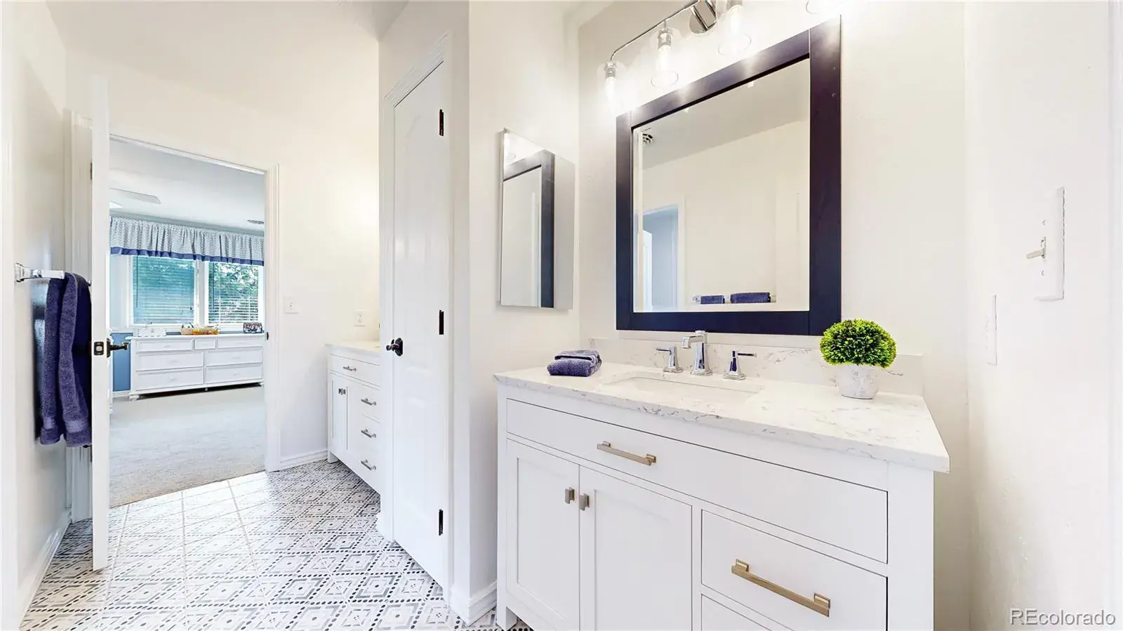 08252025231044 1600 25