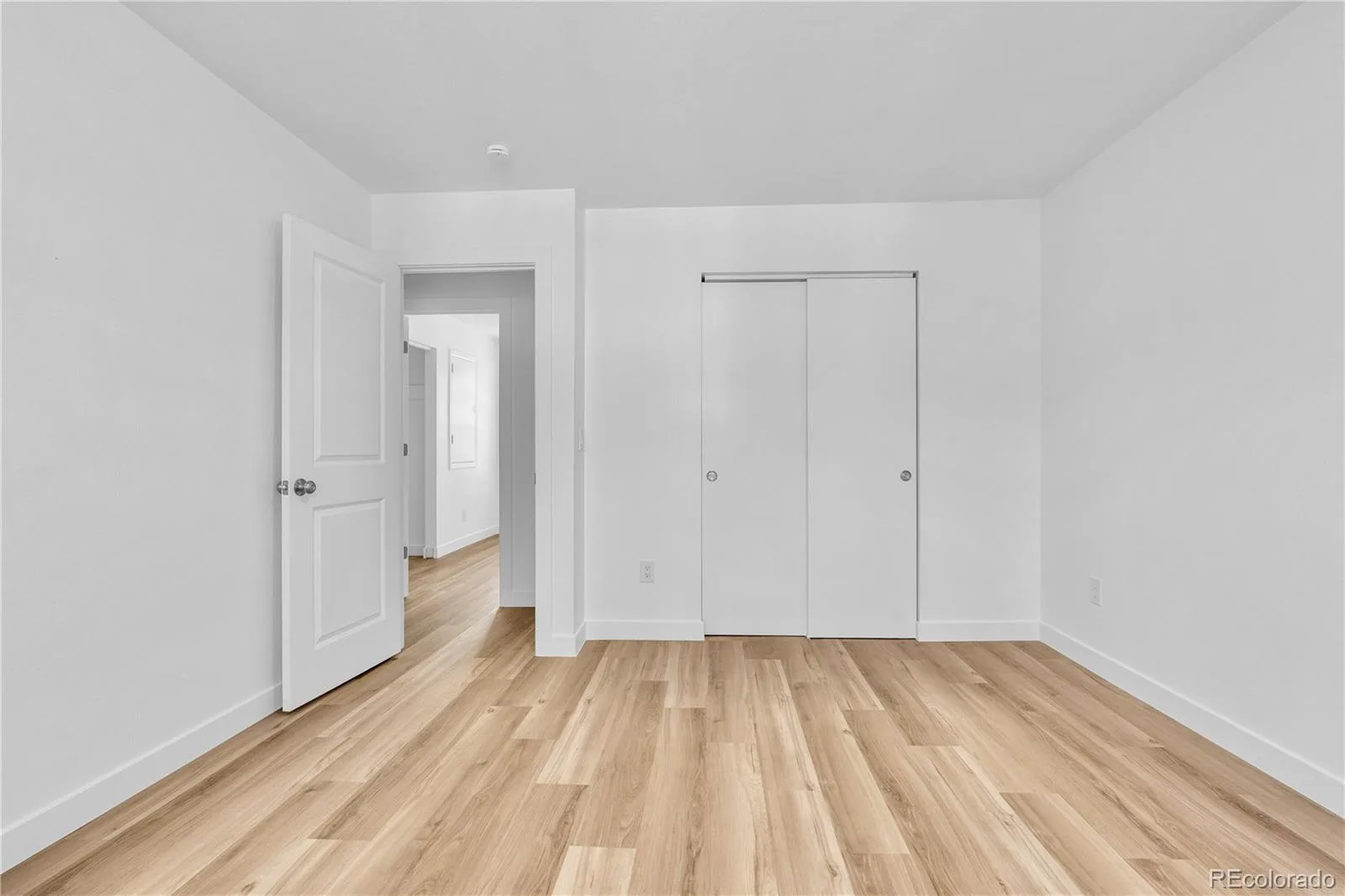 10272 W Lehigh Avenue Denver CO 80235 | MLS #REC6584897 08072026203143 1600 15