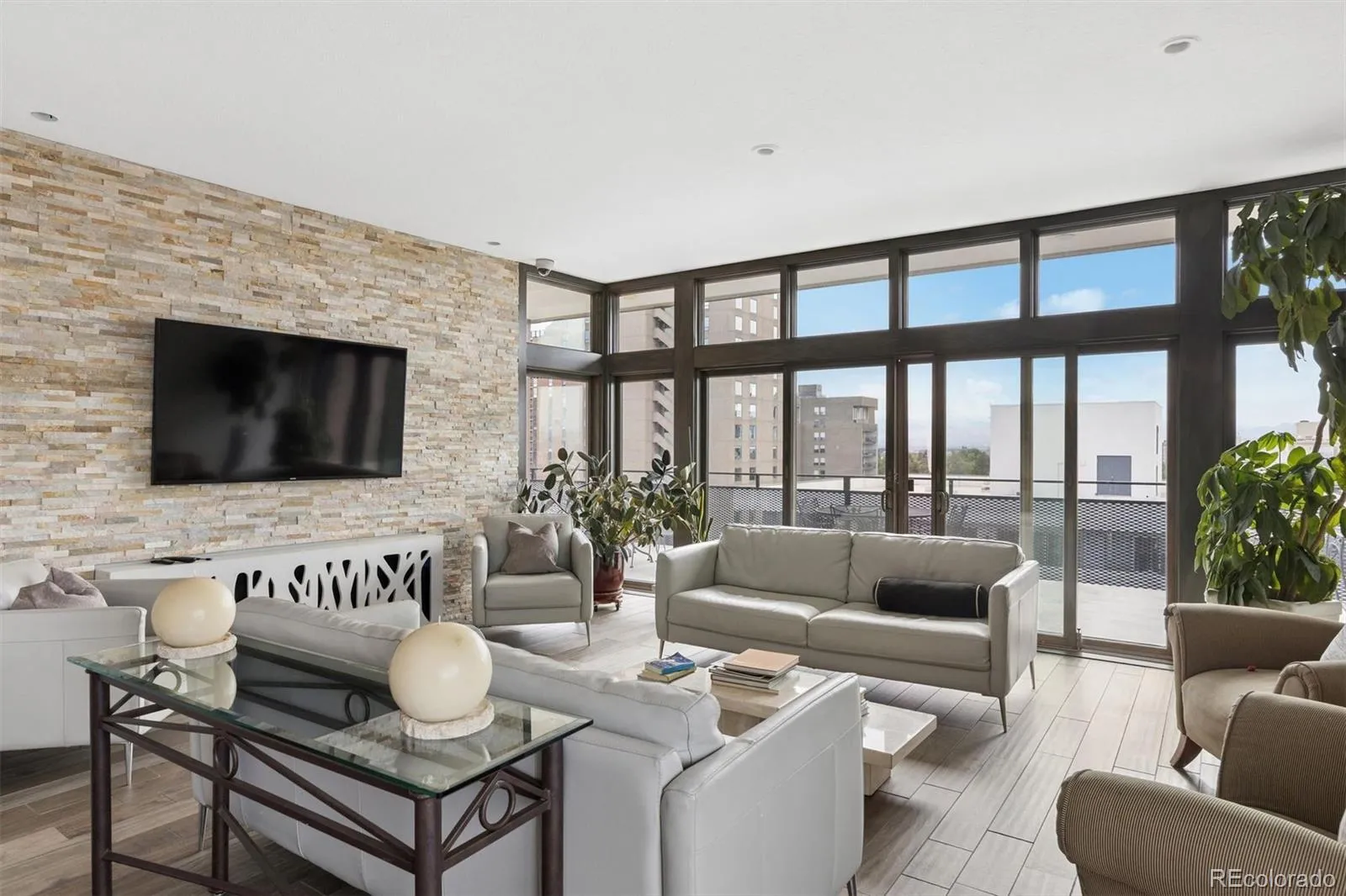 1200 Vine Street #3C Denver CO 80206 MLS #REC6585449 05202026002243 1600 21