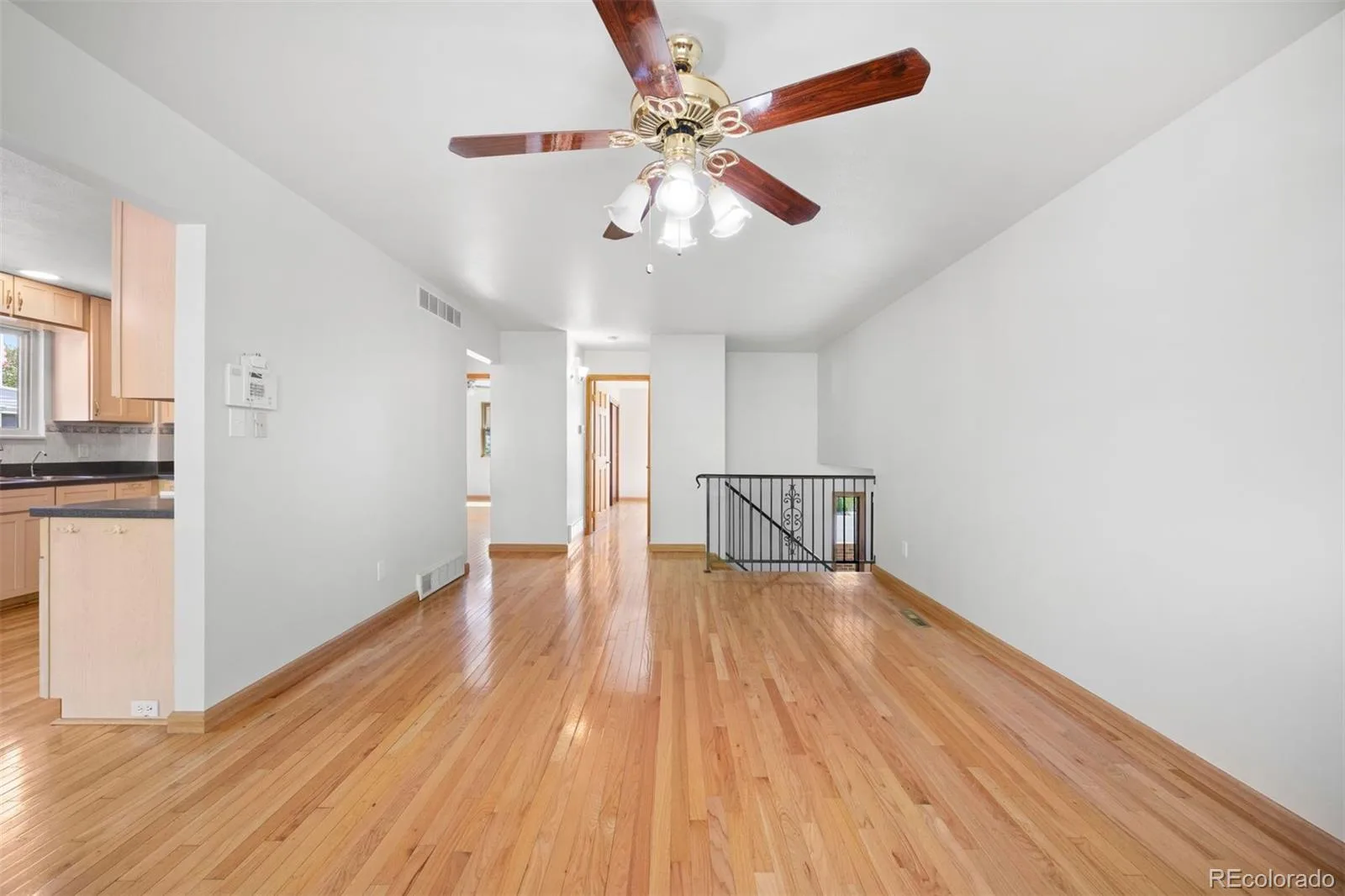7797 S Marshall Court Littleton CO 80128 | MLS #REC6586106 08262026225230 1600 14