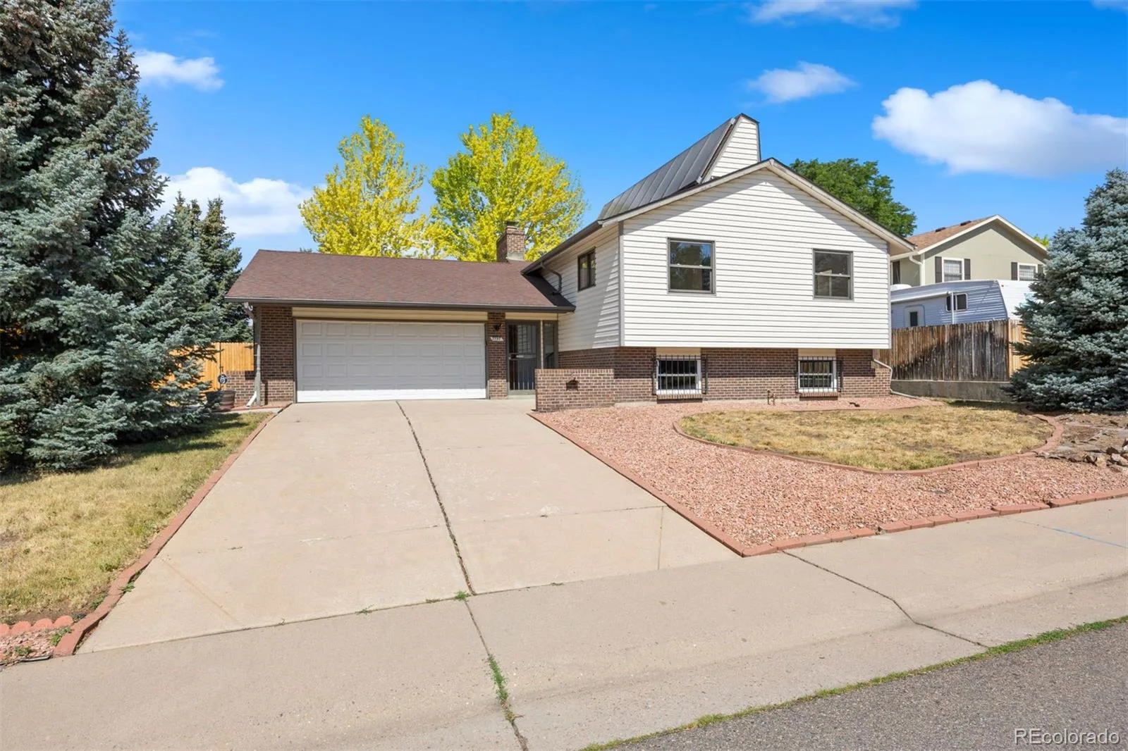 7797 S Marshall Court Littleton CO 80128 | MLS #REC6586106 08262026225230 1600 39