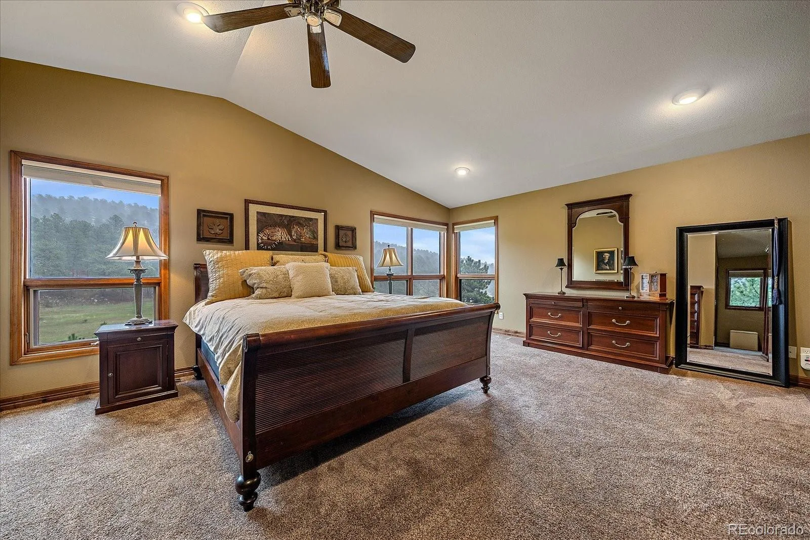 31353 N Bermuda Dunes Drive Evergreen CO 80439 | MLS #REC6590108 08262026131748 1600 19