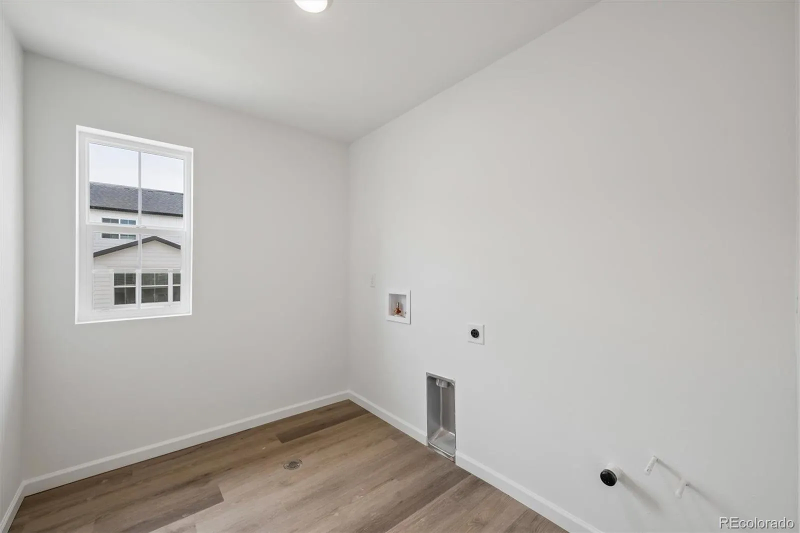 475 S Salida Street Aurora CO 80017 MLS #REC6592185 04132026170703 1600 14