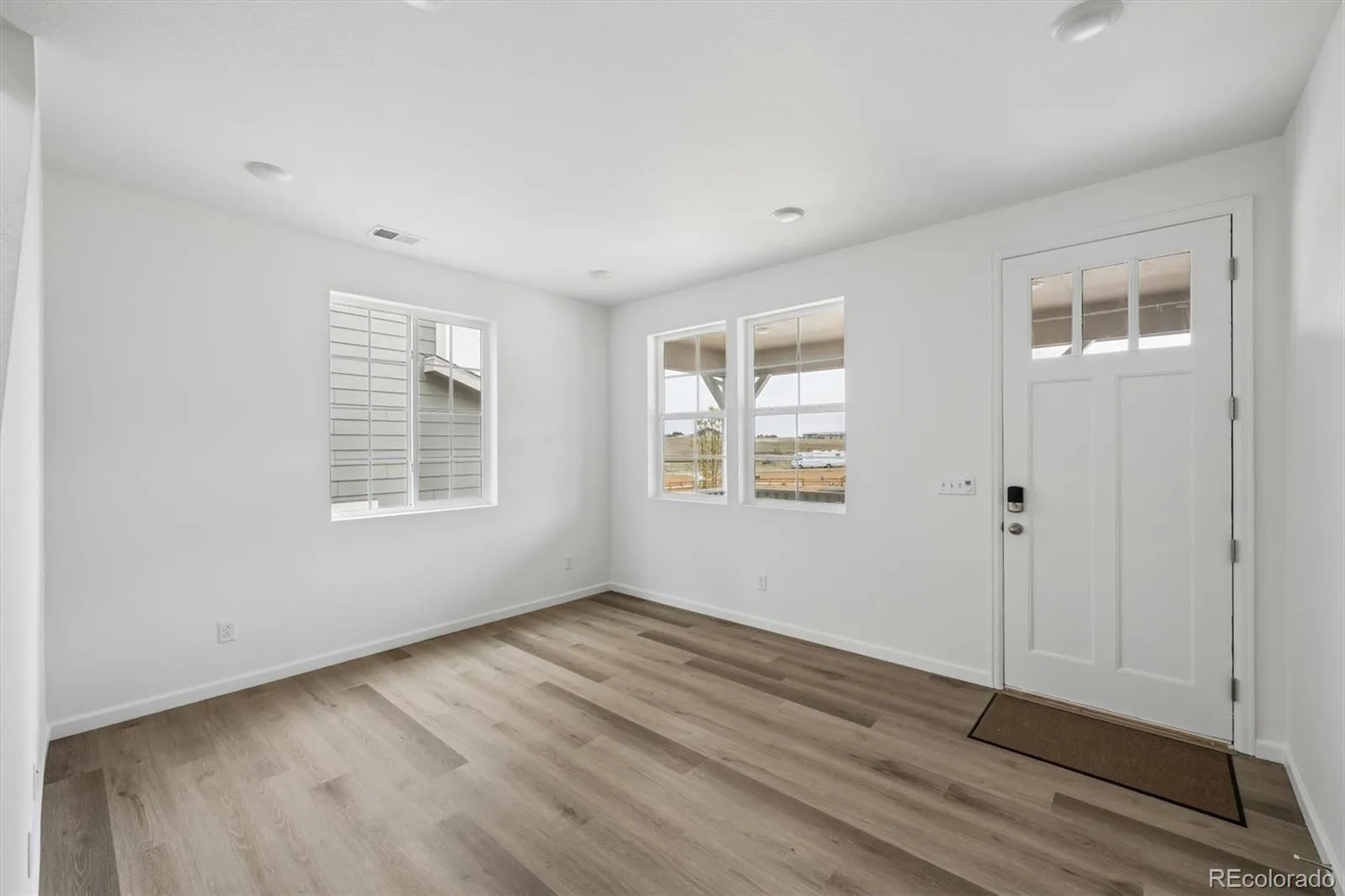 475 S Salida Street Aurora CO 80017 MLS #REC6592185 04132026170703 1600 2