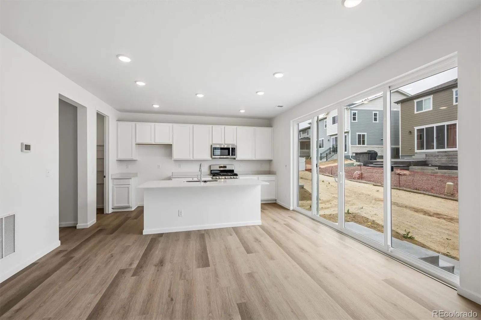 475 S Salida Street Aurora CO 80017 MLS #REC6592185 04132026170703 1600 7
