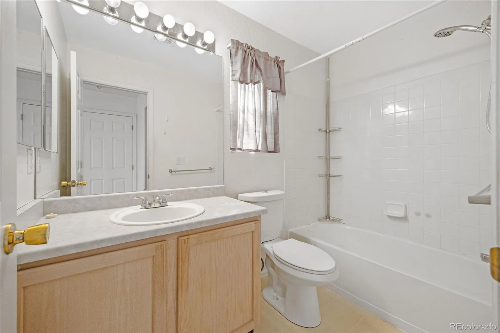 1337 S Danube Court #104 Aurora CO 80017 | MLS #REC6593116 09222026113705 1600 17