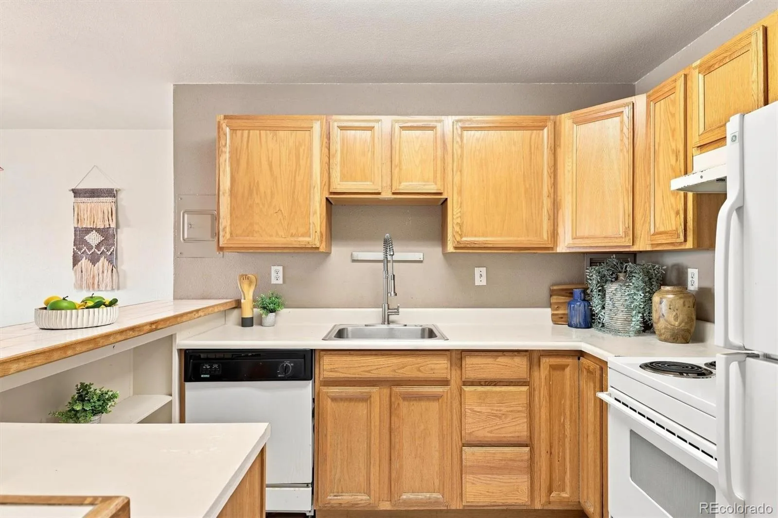 1121 Albion Street #405 Denver CO 80220 | MLS #REC6593758 08062026181846 1600 11