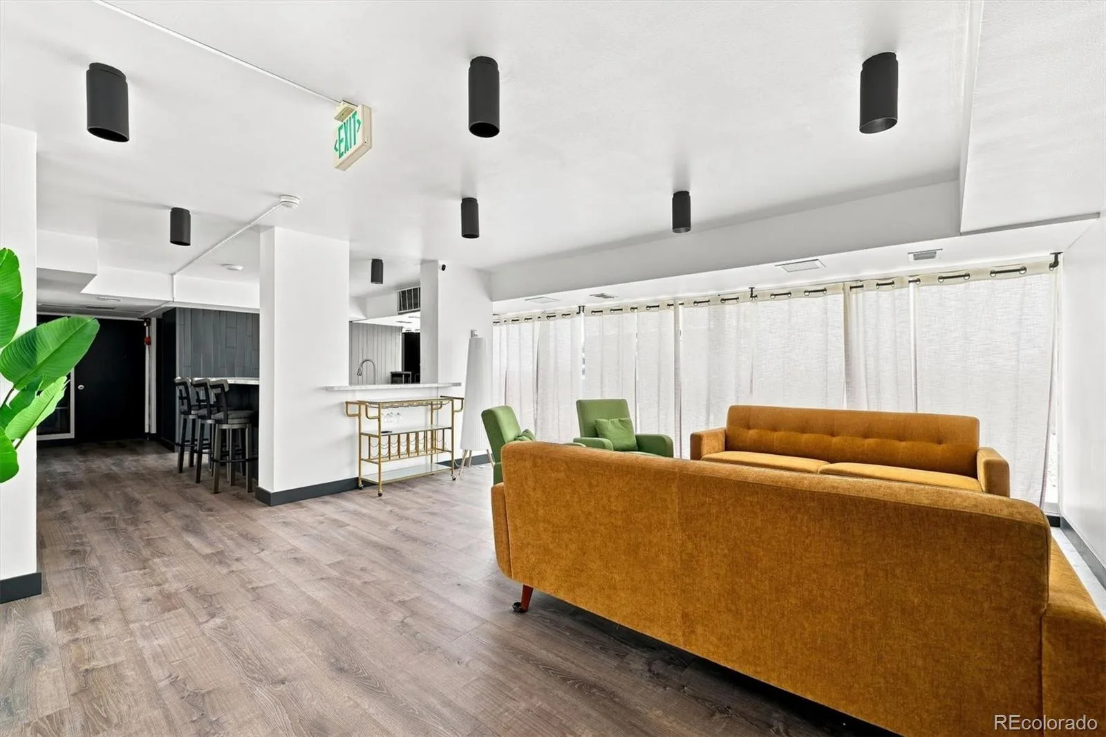 1121 Albion Street #405 Denver CO 80220 | MLS #REC6593758 08062026181846 1600 23