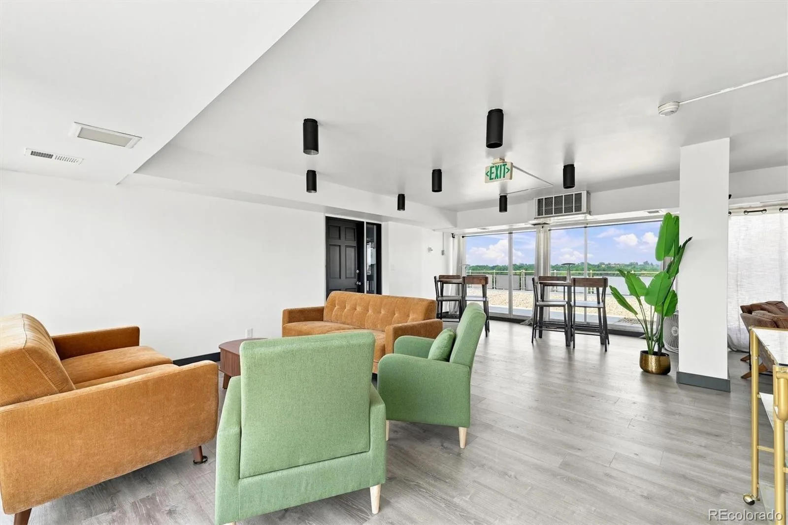 1121 Albion Street #405 Denver CO 80220 | MLS #REC6593758 08062026181846 1600 24