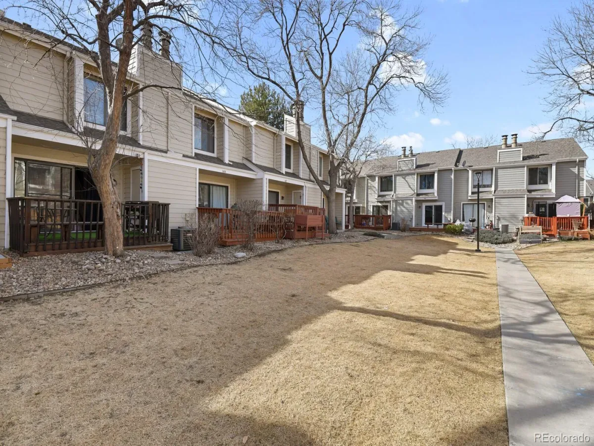 7474 E Arkansas Avenue #16-05 Denver CO 80231 MLS #REC6594828 03202026202455 1200 32
