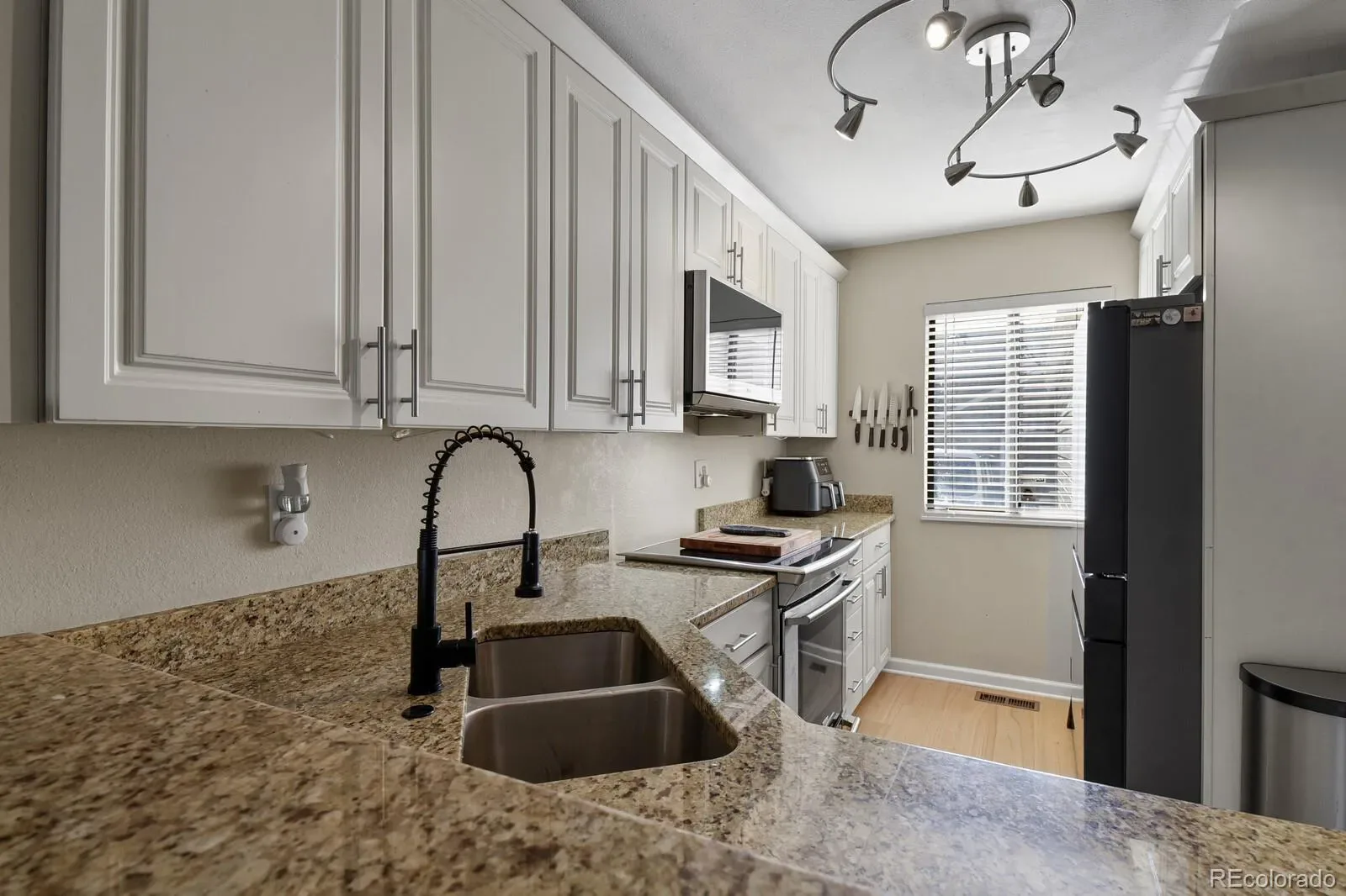 7474 E Arkansas Avenue #16-05 Denver CO 80231 MLS #REC6594828 03202026202455 1600 10