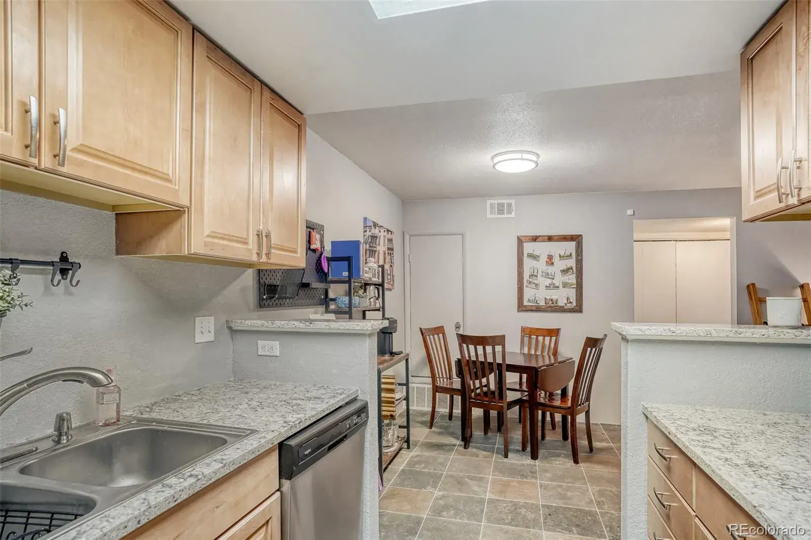 3460 S Eagle Street #103 Aurora CO 80014 MLS #REC6596146 01302026143509 1600 14