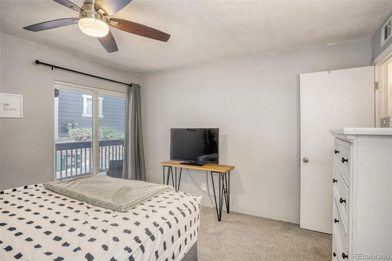 3460 S Eagle Street #103 Aurora CO 80014 MLS #REC6596146 01302026143509 1600 23