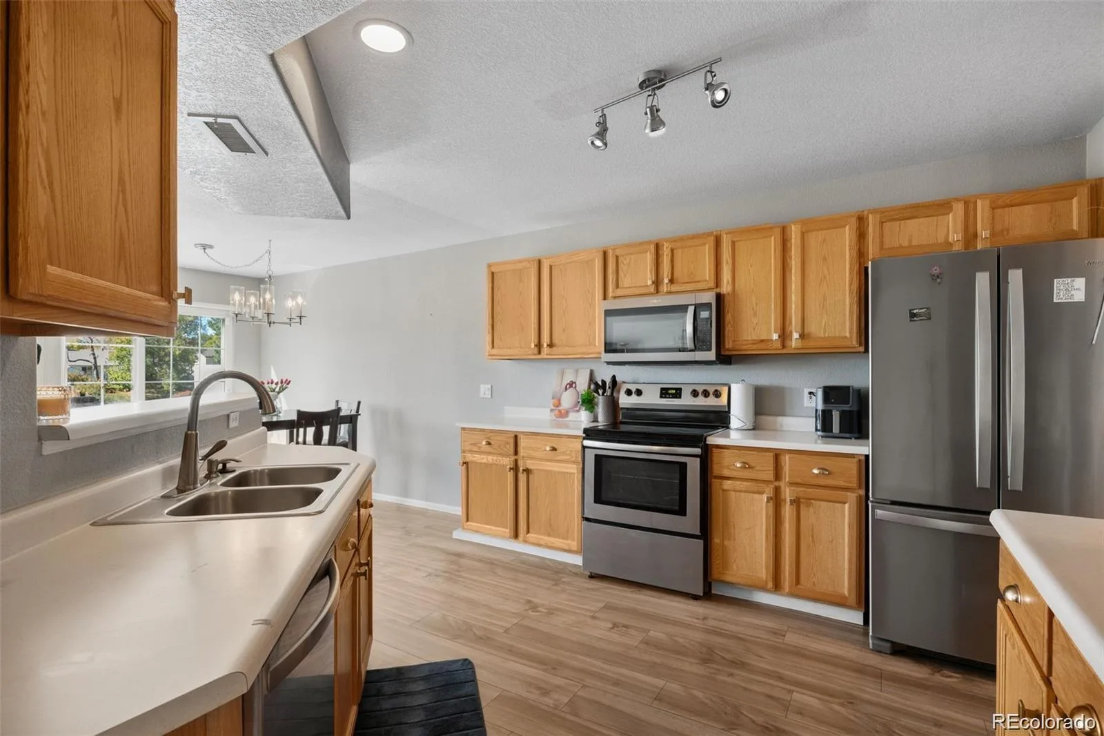 1381 S Cathay Court #106 Aurora CO 80017 | MLS #REC6596217 08052026143733 1600 7