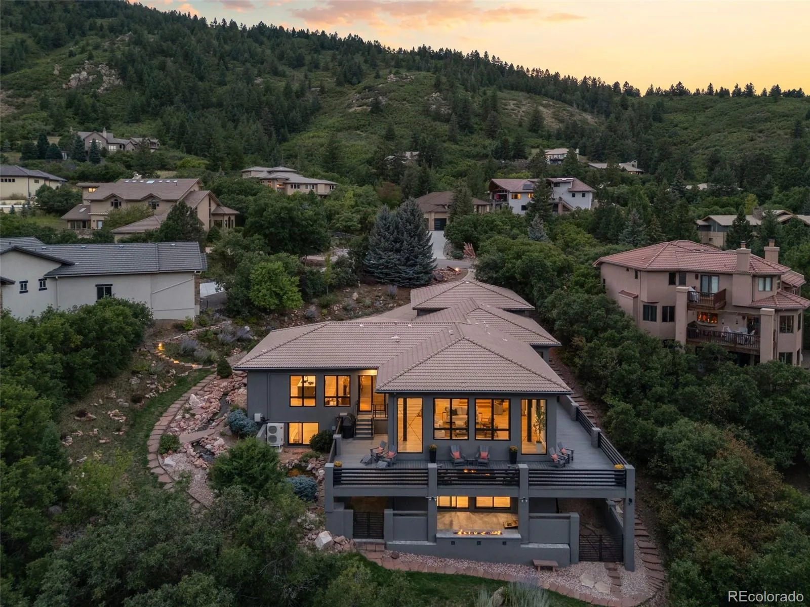 5044 Dakota Run Littleton CO 80125 | MLS #REC6596673 08042026032228 1600 46