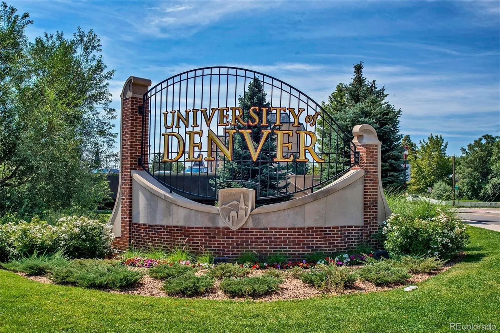 1439 S University Boulevard Denver CO 80210 MLS #REC6597043 05112026231051 1600 41