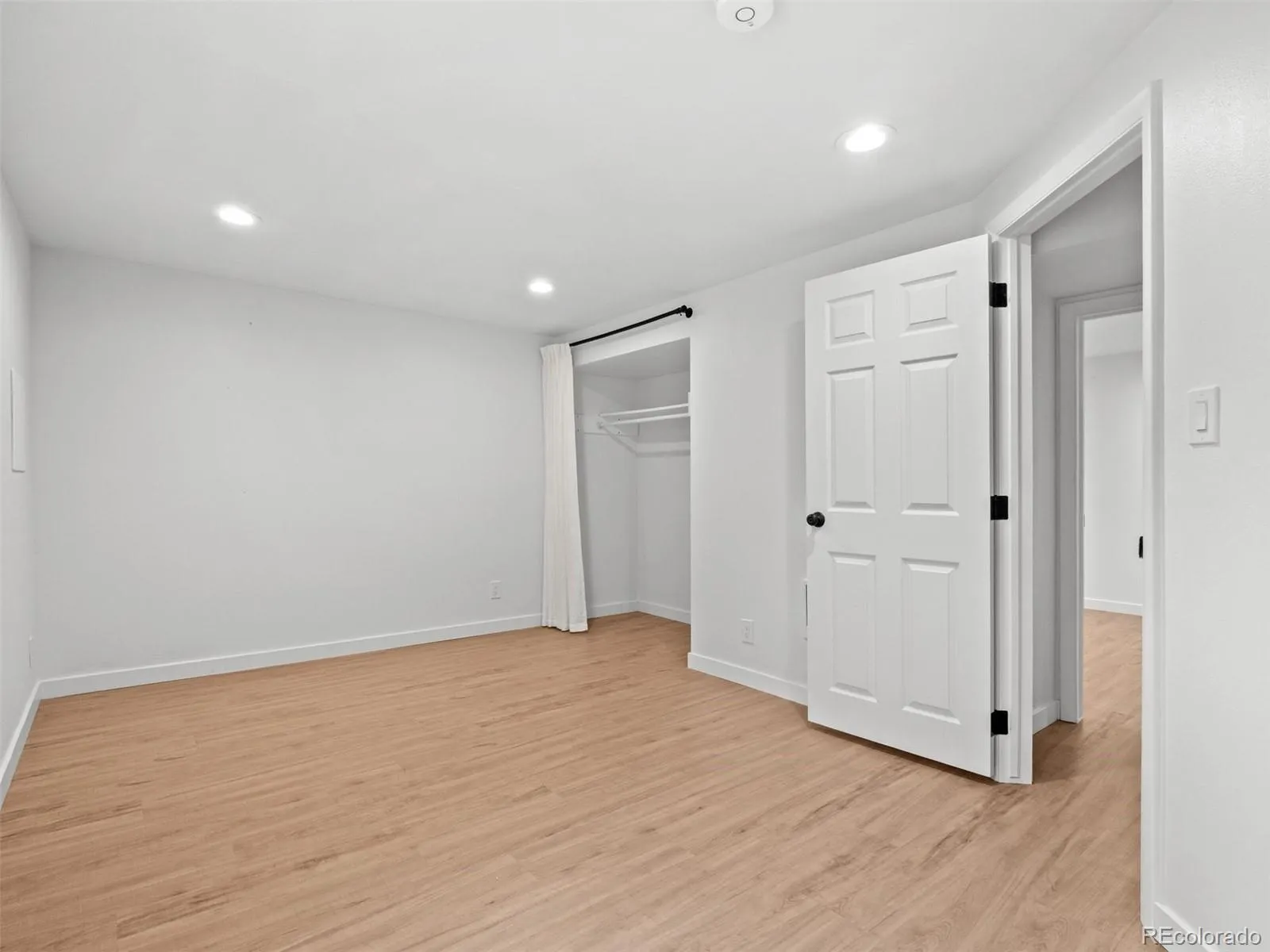 15666 W 1st Drive Golden CO 80401 MLS #REC6598491 05142026221000 1600 23