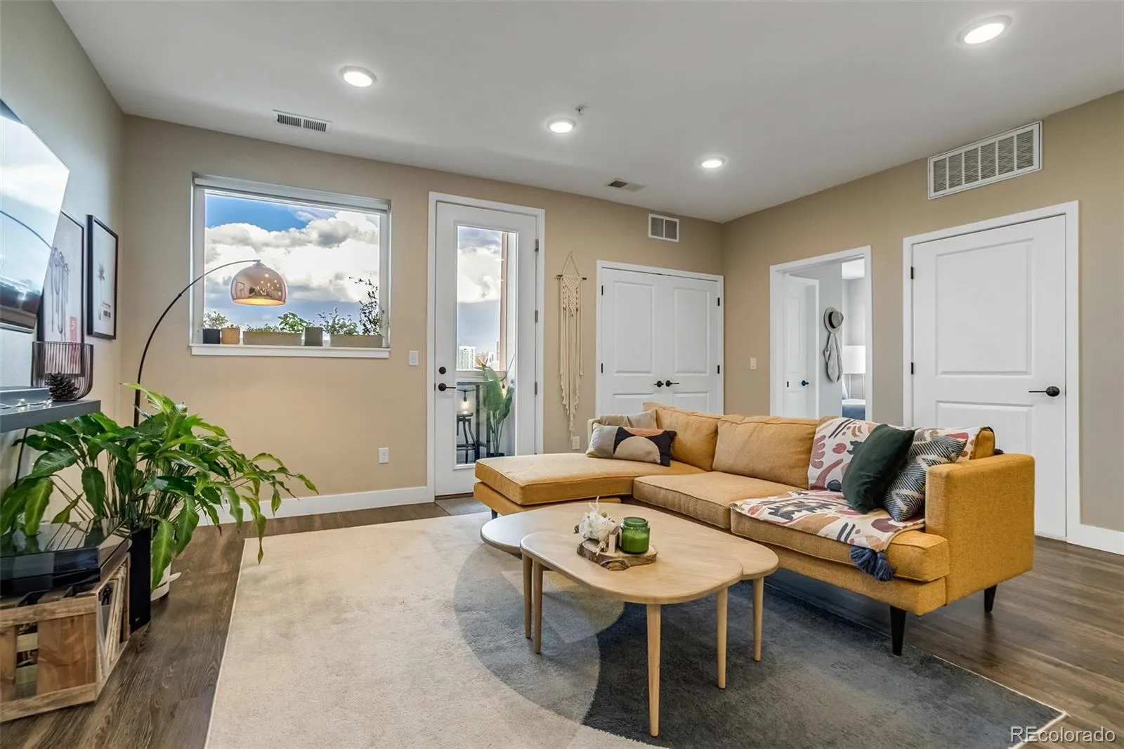 04172026043823 1600 0