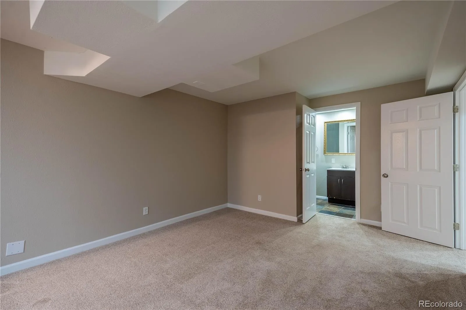3750 S Quemoy Way Aurora CO 80018 | MLS #REC6599321 08142026184630 1600 21