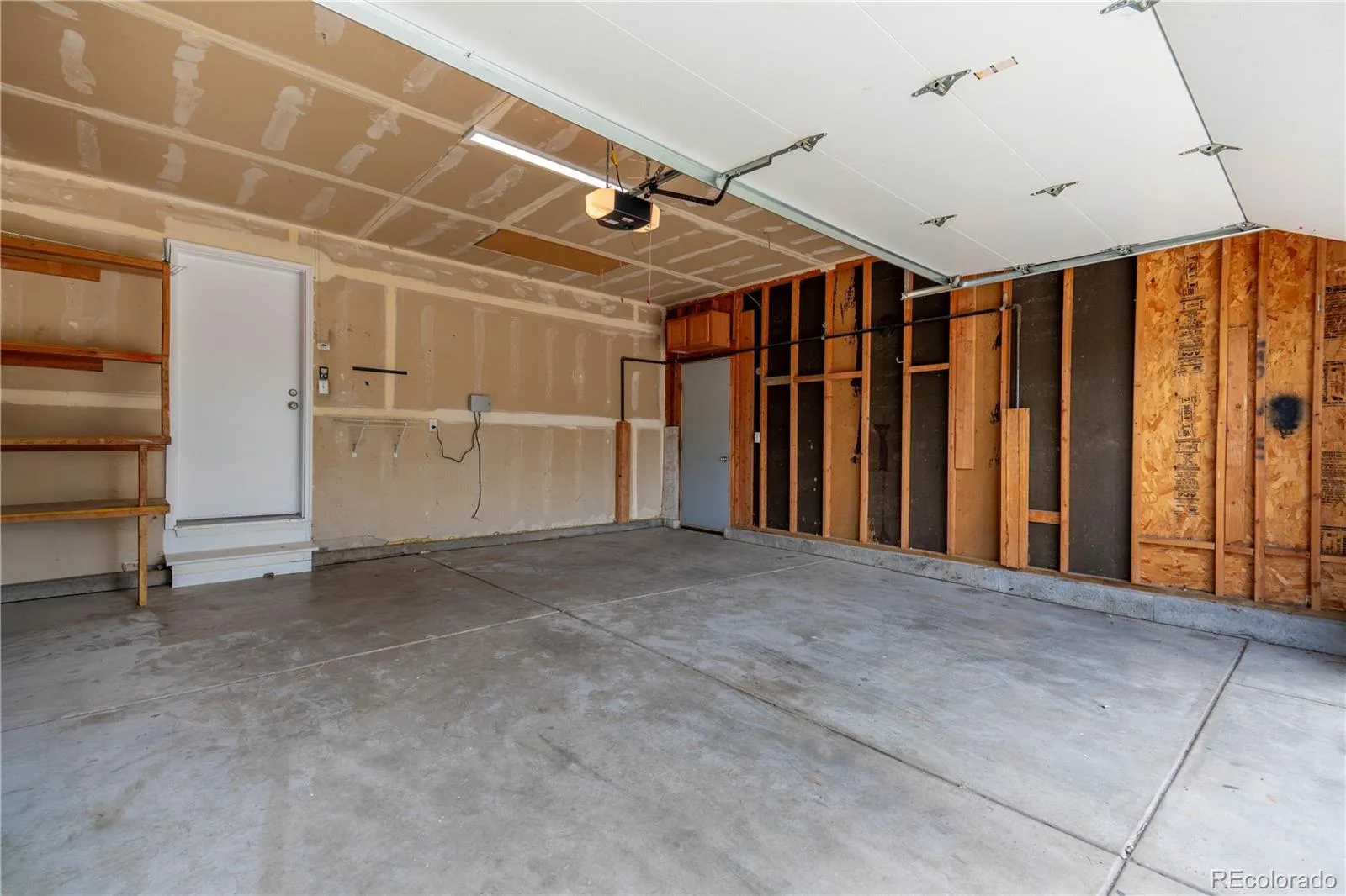 3750 S Quemoy Way Aurora CO 80018 | MLS #REC6599321 08142026184630 1600 26