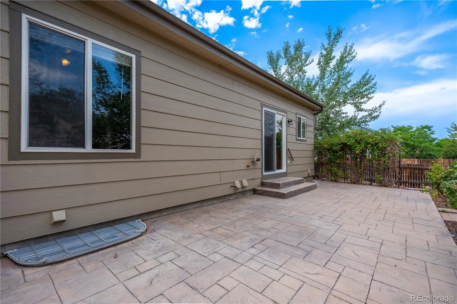 3750 S Quemoy Way Aurora CO 80018 | MLS #REC6599321 08142026184630 1600 27