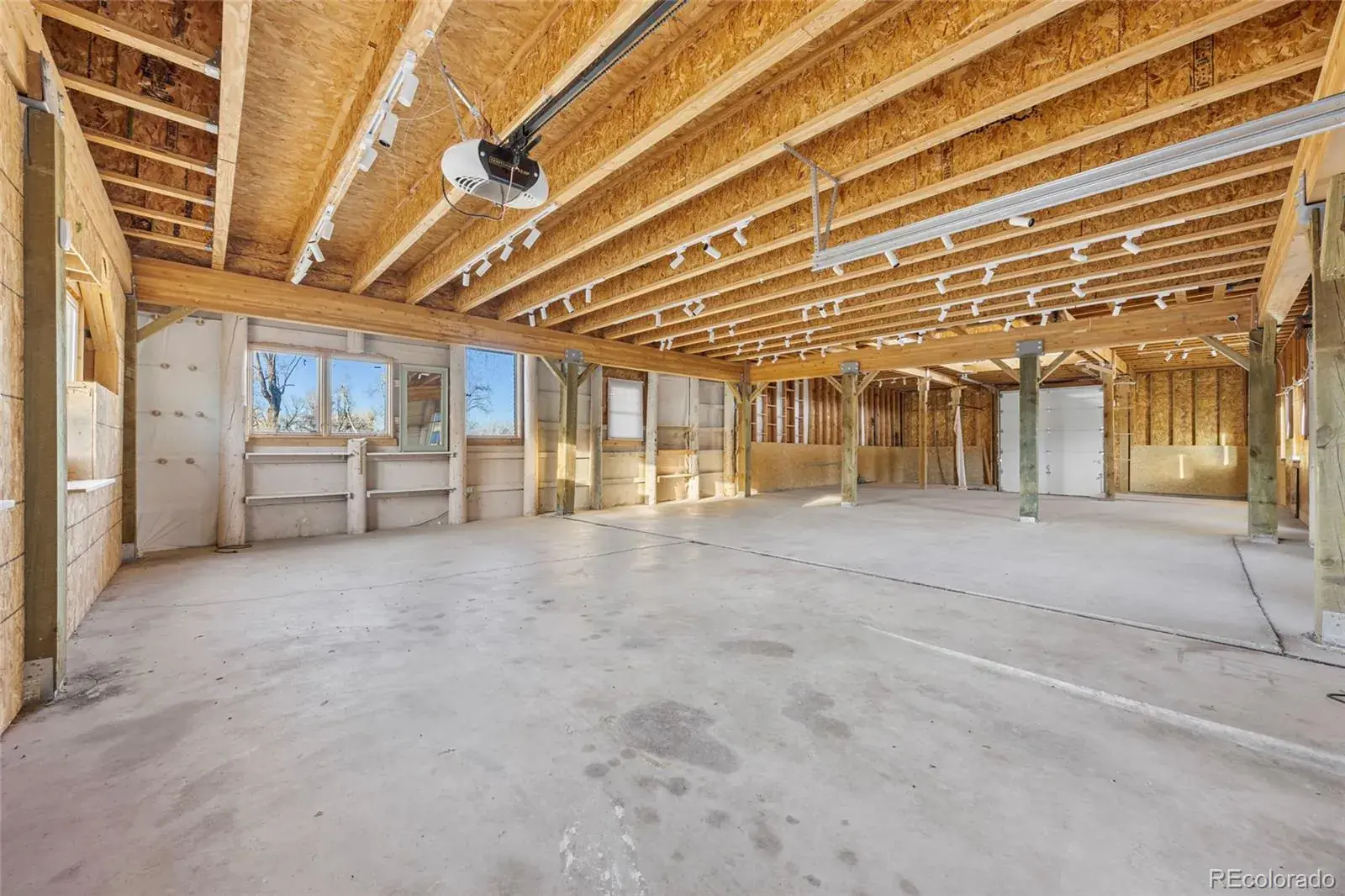 01172026011728 1600 37