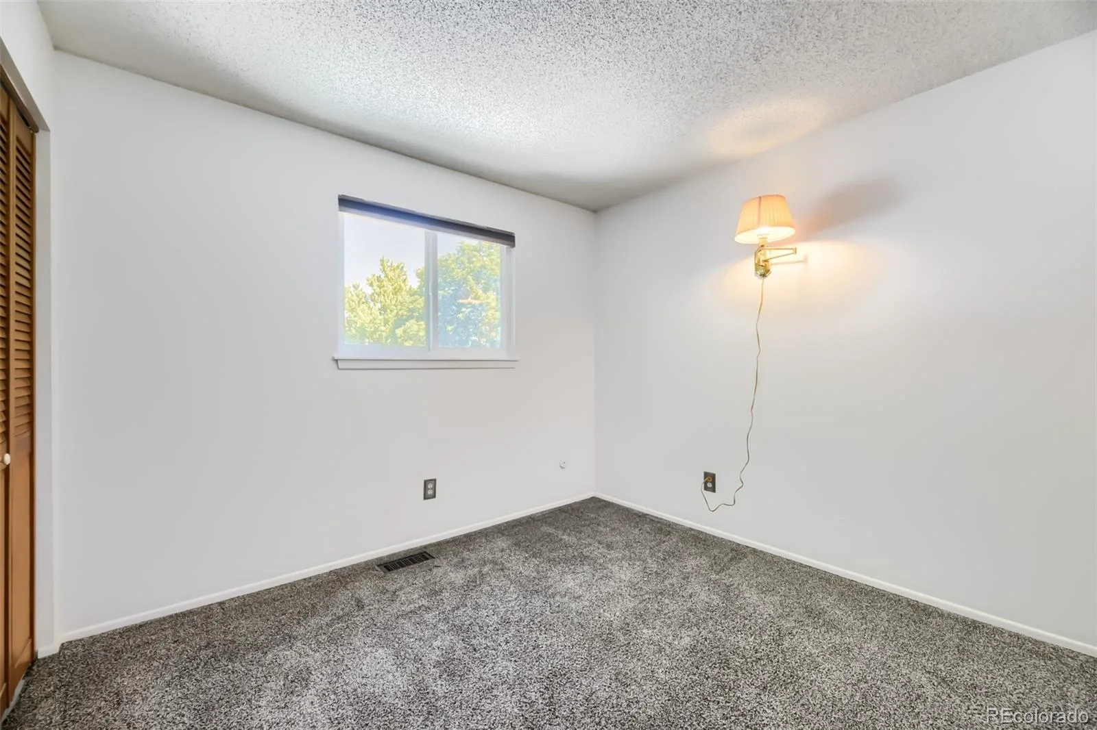 9318 W Lake Drive Littleton CO 80123 | MLS #REC6600924 08252026211856 1600 21