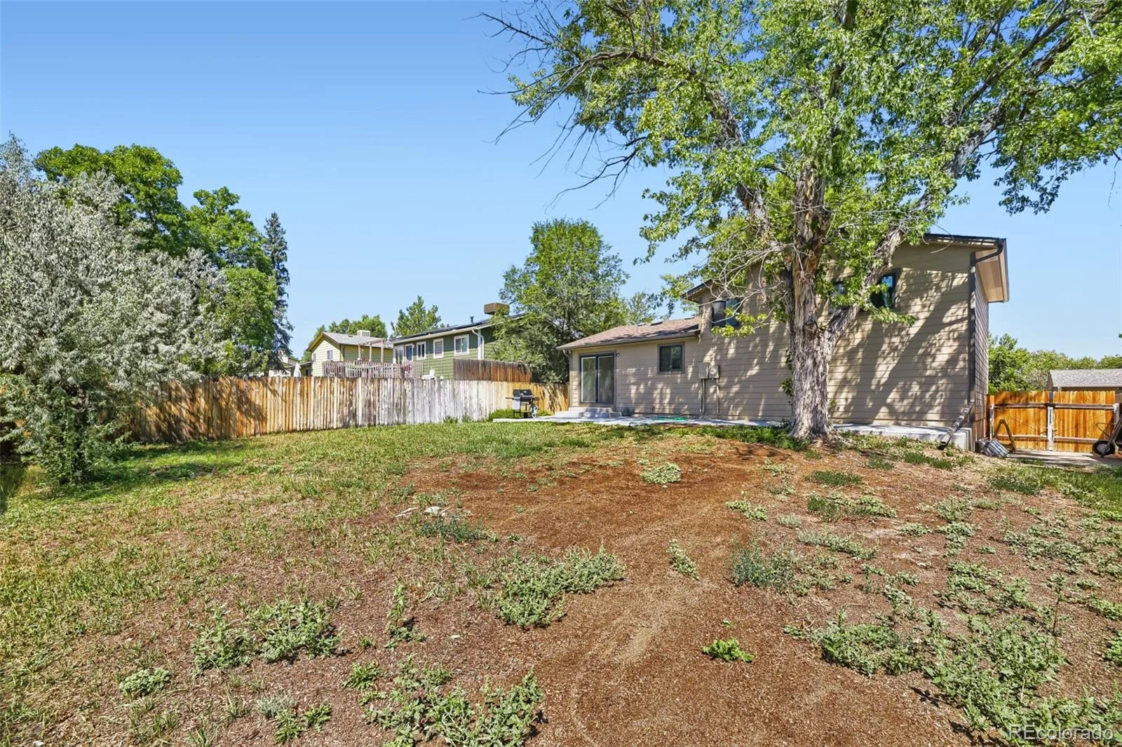 9318 W Lake Drive Littleton CO 80123 | MLS #REC6600924 08252026211856 1600 28