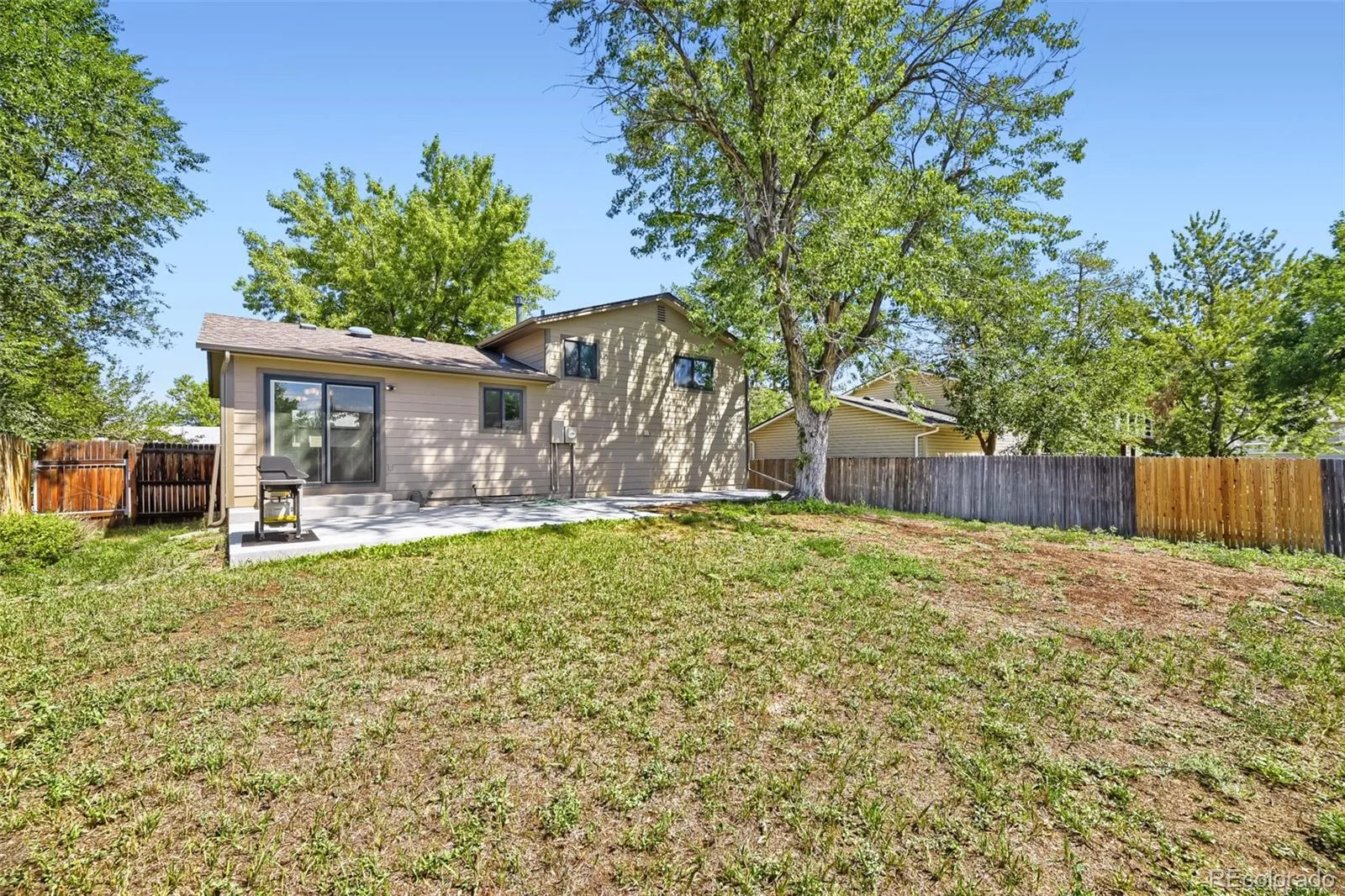 9318 W Lake Drive Littleton CO 80123 | MLS #REC6600924 08252026211856 1600 29