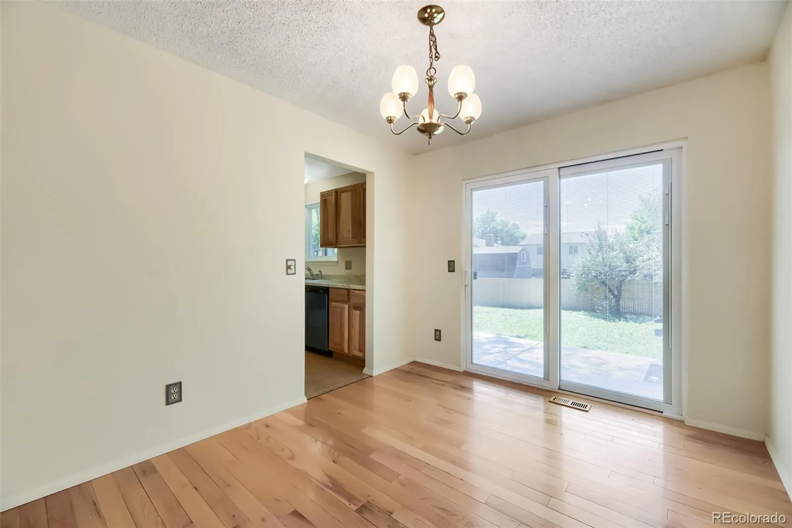 9318 W Lake Drive Littleton CO 80123 | MLS #REC6600924 08252026211856 1600 8