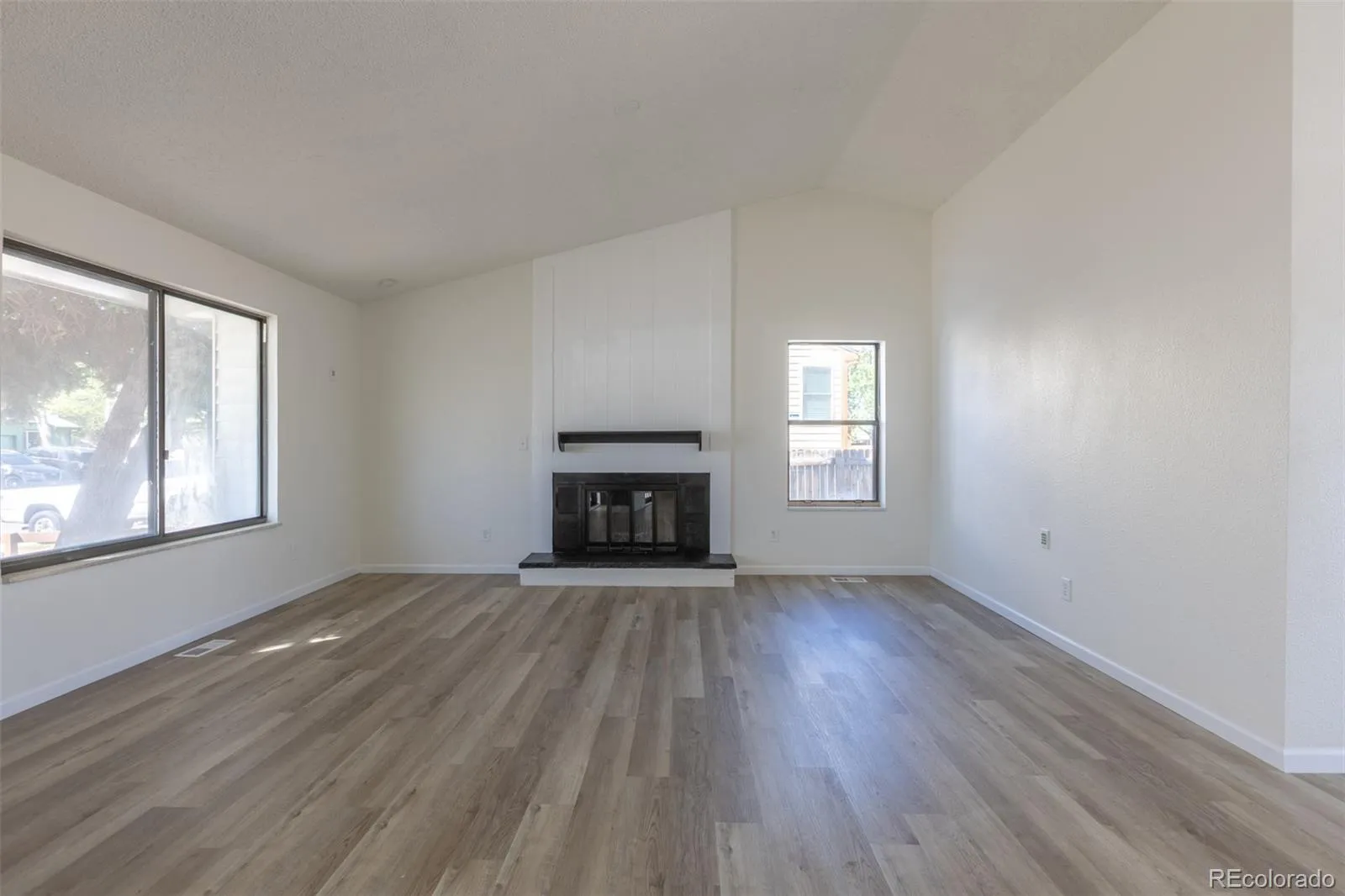 5119 Chandler Way Denver CO 80239 MLS #REC6601025 05062026234829 1600 13
