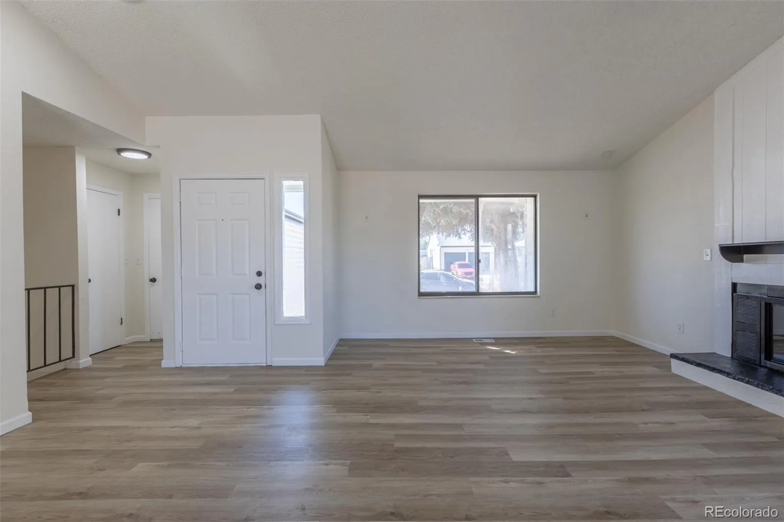 5119 Chandler Way Denver CO 80239 MLS #REC6601025 05062026234829 1600 14