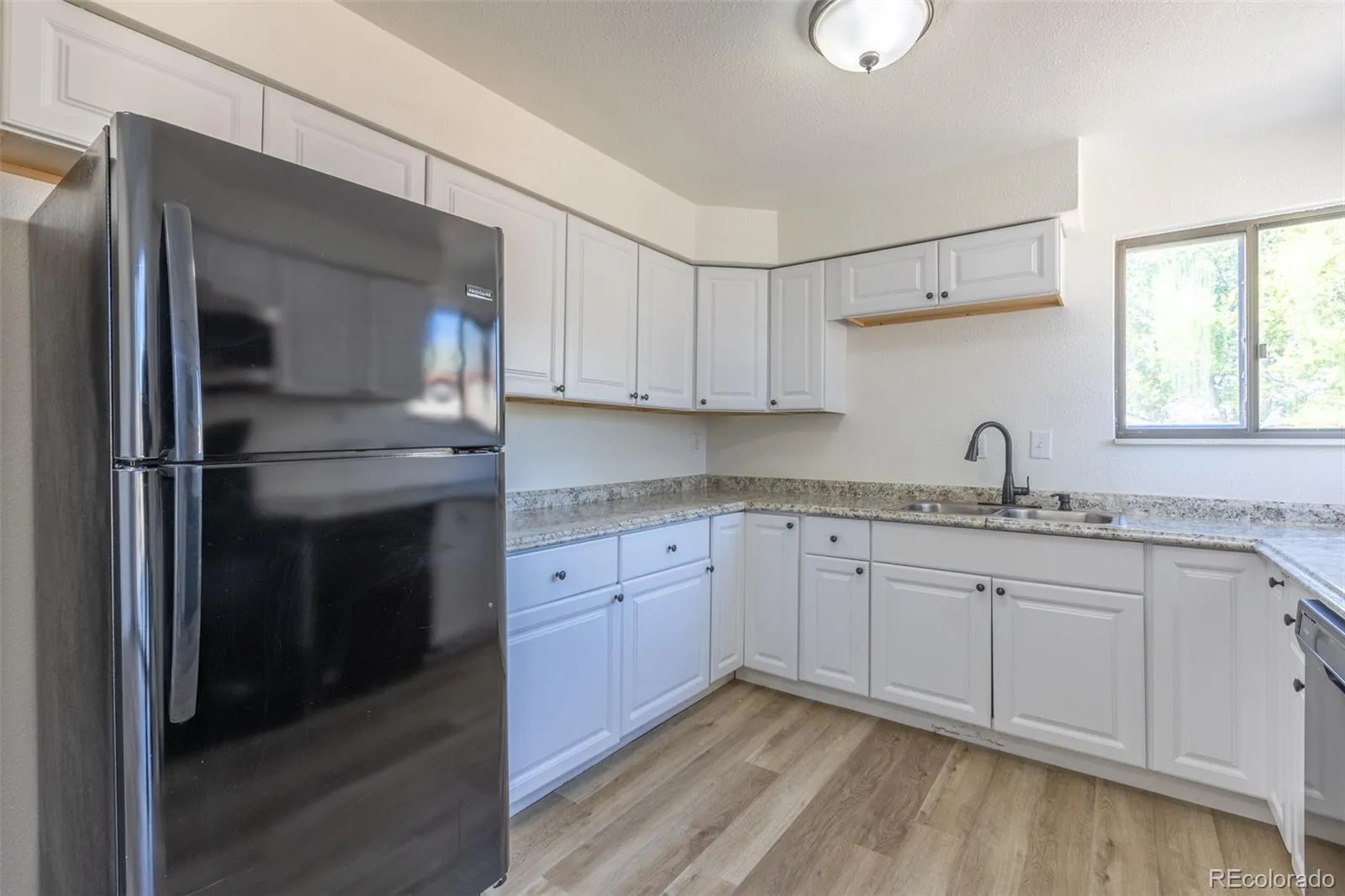 5119 Chandler Way Denver CO 80239 MLS #REC6601025 05062026234829 1600 20