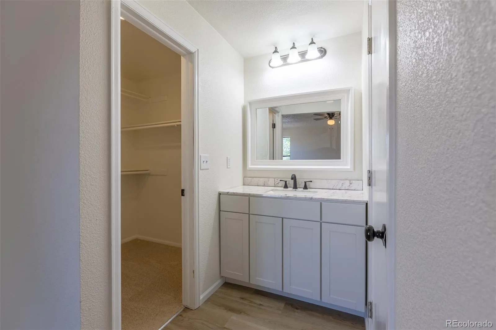 5119 Chandler Way Denver CO 80239 MLS #REC6601025 05062026234829 1600 26