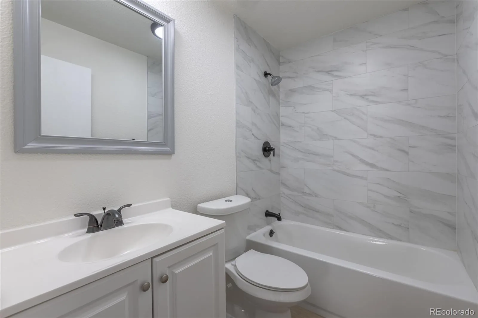 5119 Chandler Way Denver CO 80239 MLS #REC6601025 05062026234829 1600 27
