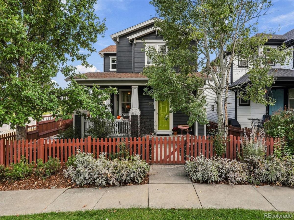 2507 Central Park Boulevard Denver CO 80238 | MLS #REC6603307 MLS #REC6603307 image #0