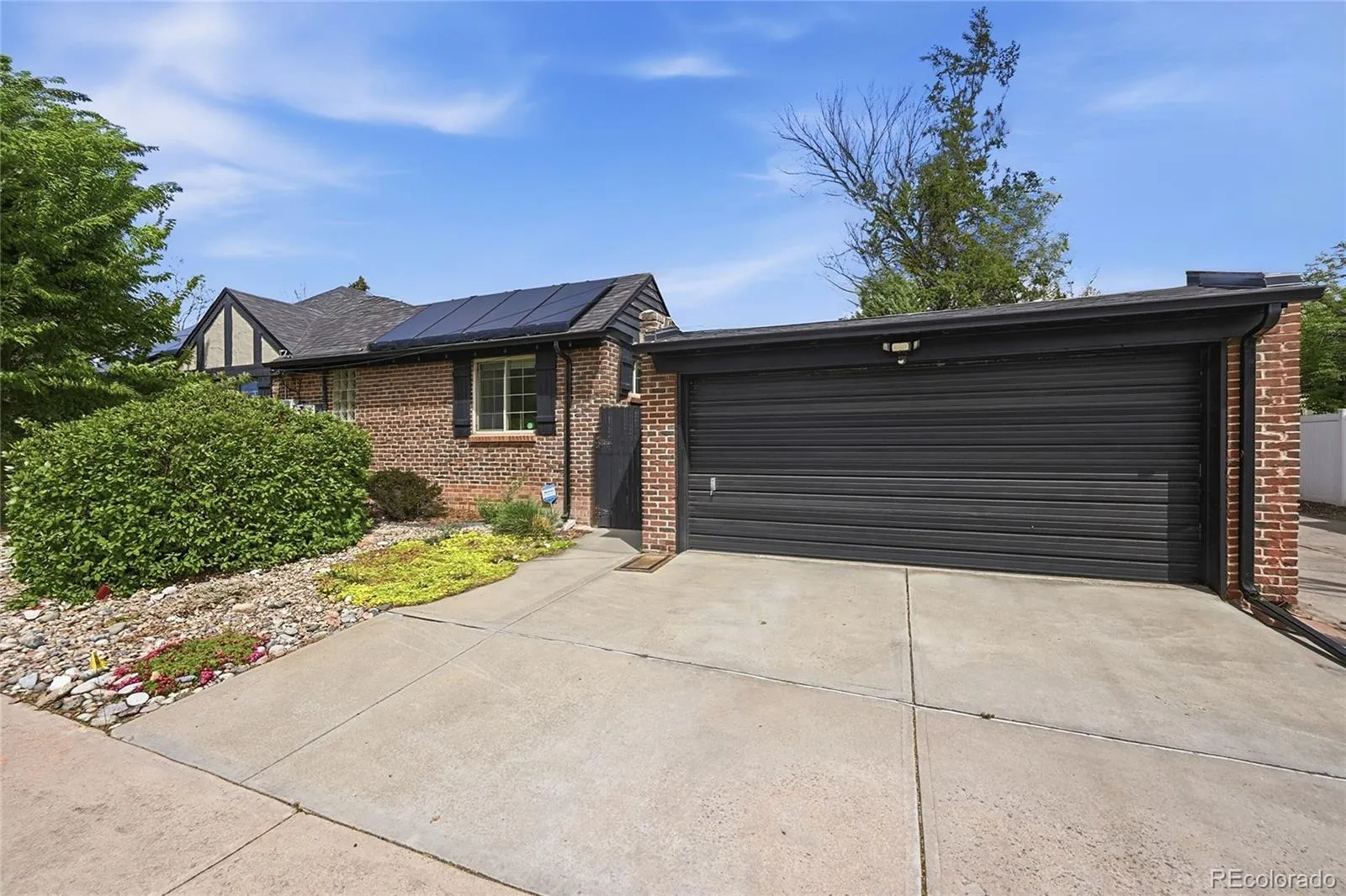 1000 Locust Street Denver CO 80220 MLS #REC6604218 04232026200949 1600 2