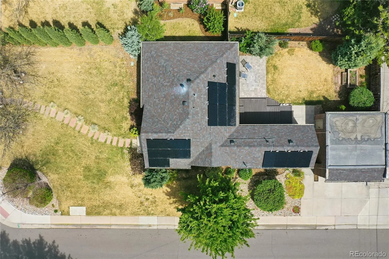 1000 Locust Street Denver CO 80220 MLS #REC6604218 04232026200949 1600 33