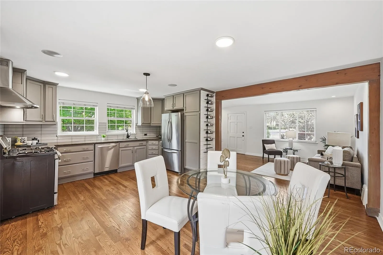 1000 Locust Street Denver CO 80220 MLS #REC6604218 04232026200949 1600 7