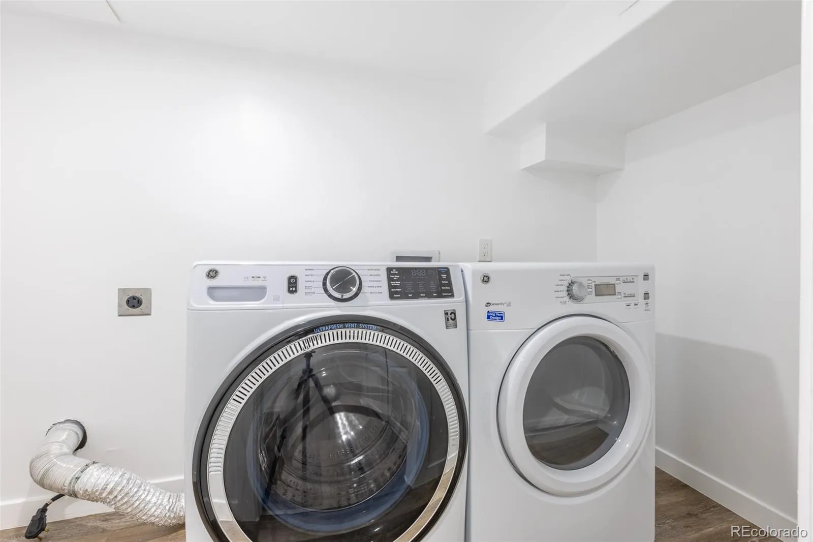 1734 S Franklin Street Denver CO 80210 MLS #REC6604588 05022026060307 1600 26