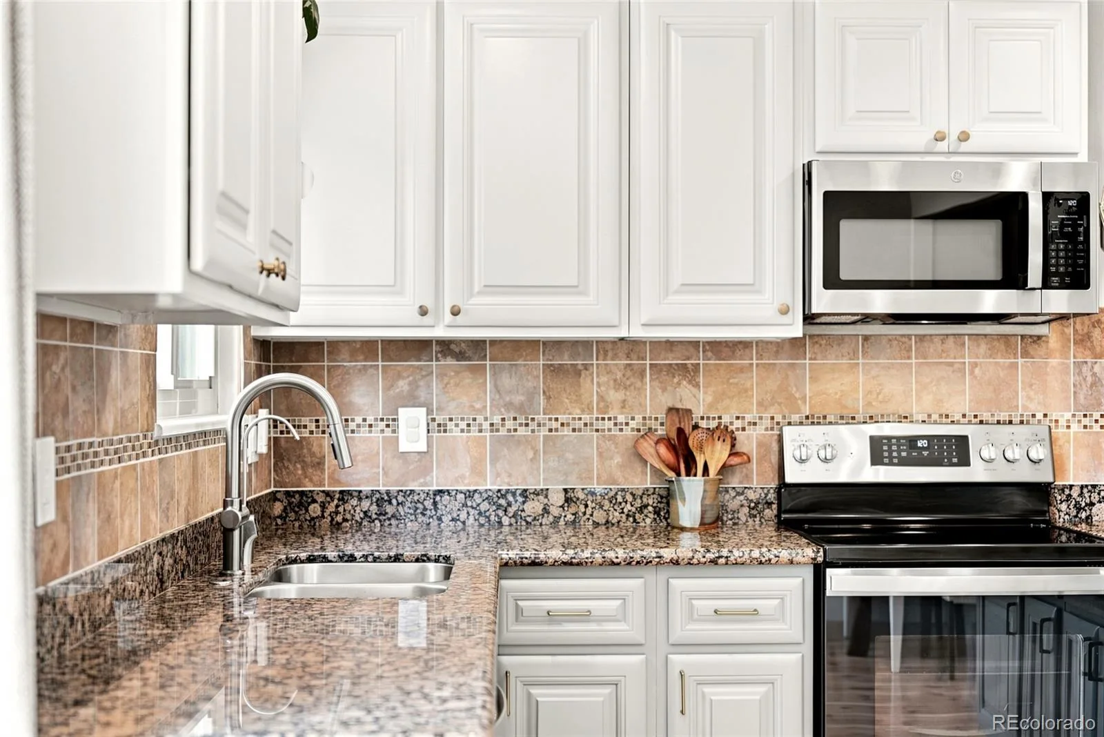 1161 Alter Way Broomfield CO 80020 MLS #REC6604613 07092026181715 1600 16