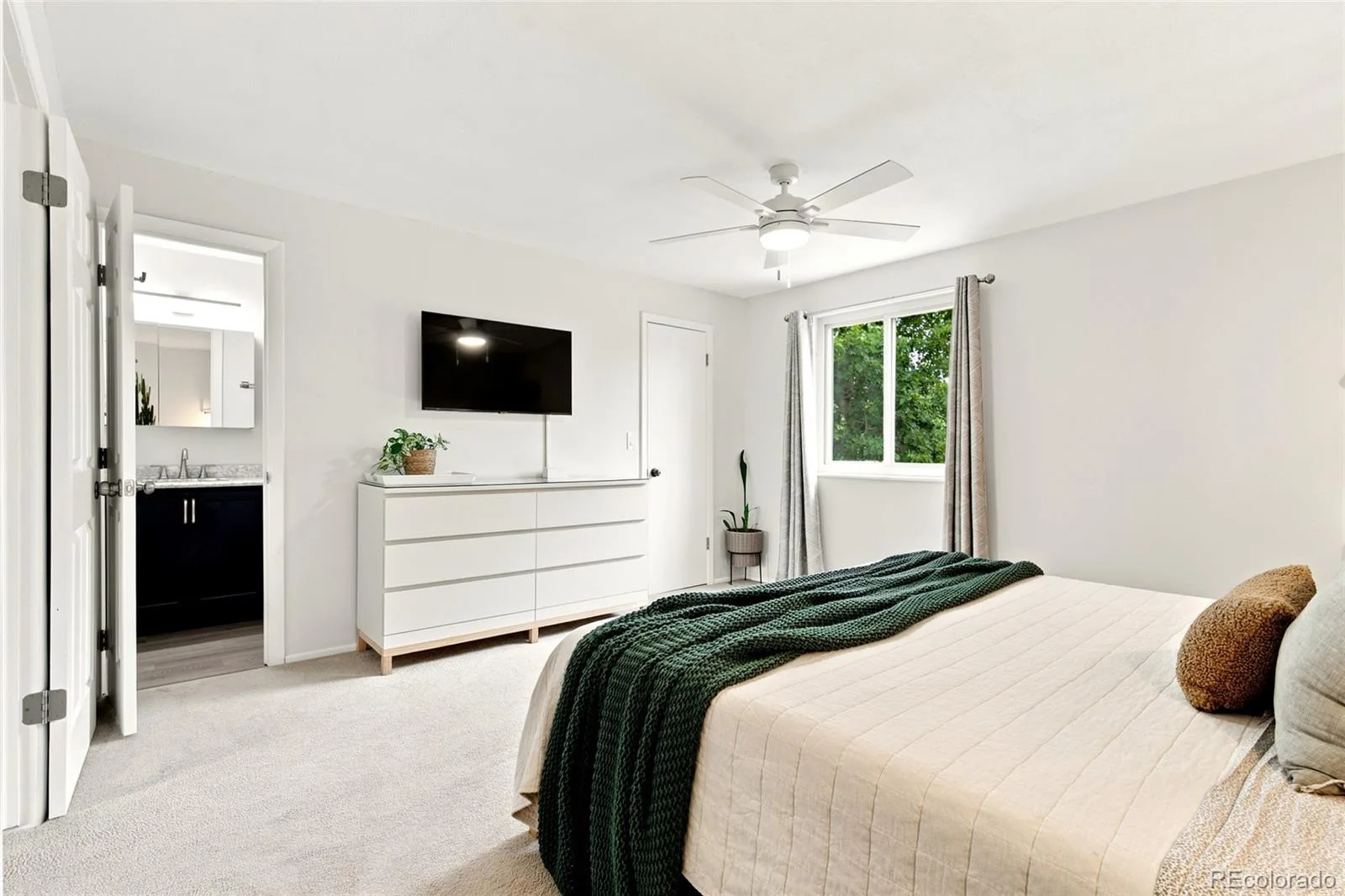 1161 Alter Way Broomfield CO 80020 MLS #REC6604613 07092026181715 1600 20