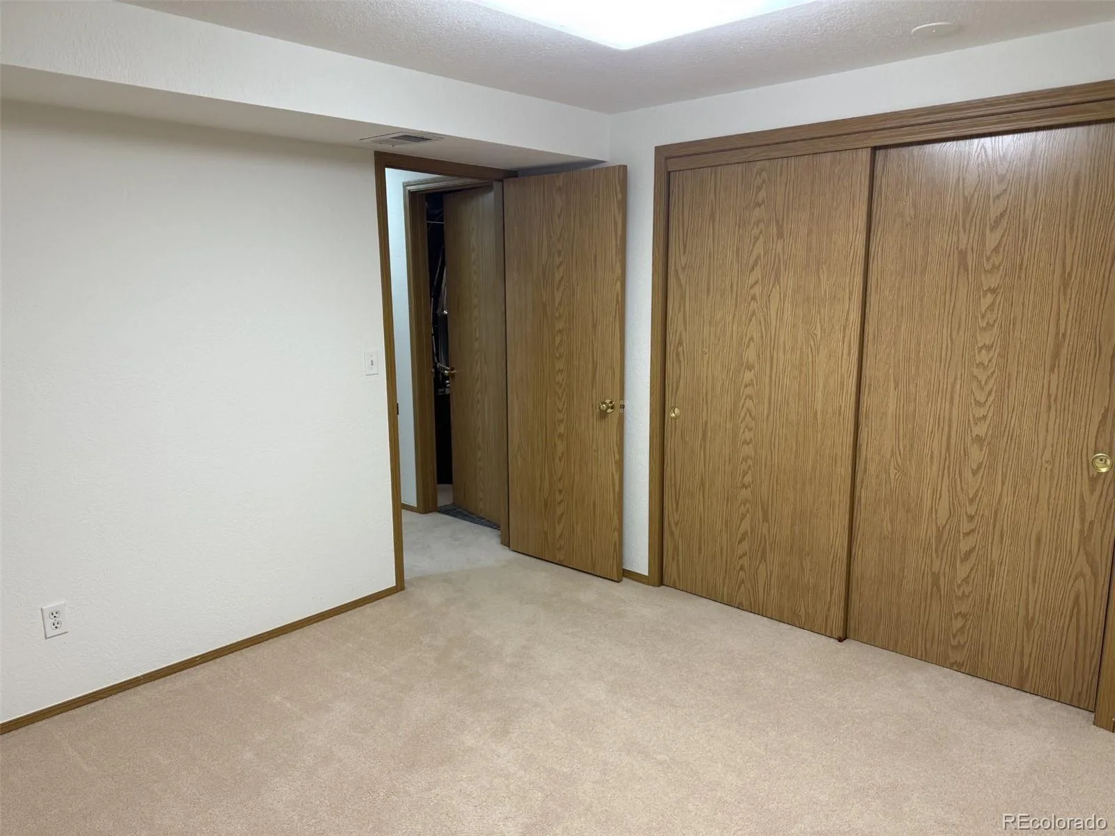 9181 W 7th Avenue Lakewood CO 80215 | MLS #REC6605710 08192026145600 1600 27