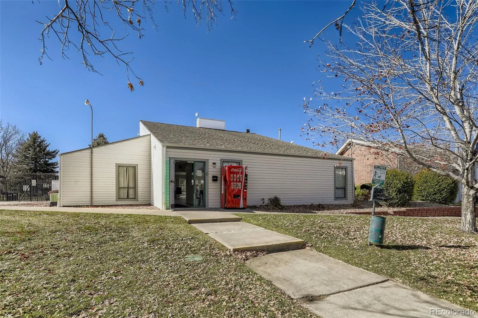 10150 E Virginia Avenue #4-301 Denver CO 80247 MLS #REC6608259 04102026070701 1600 15