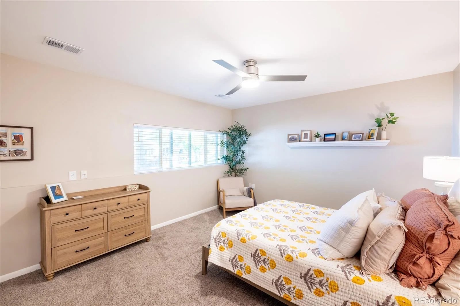 7071 S Bryant Street Littleton CO 80120 | MLS #REC6609619 08242026165132 1600 8